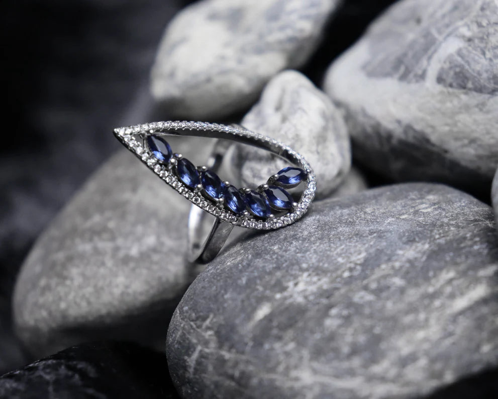 Ruya blue ring